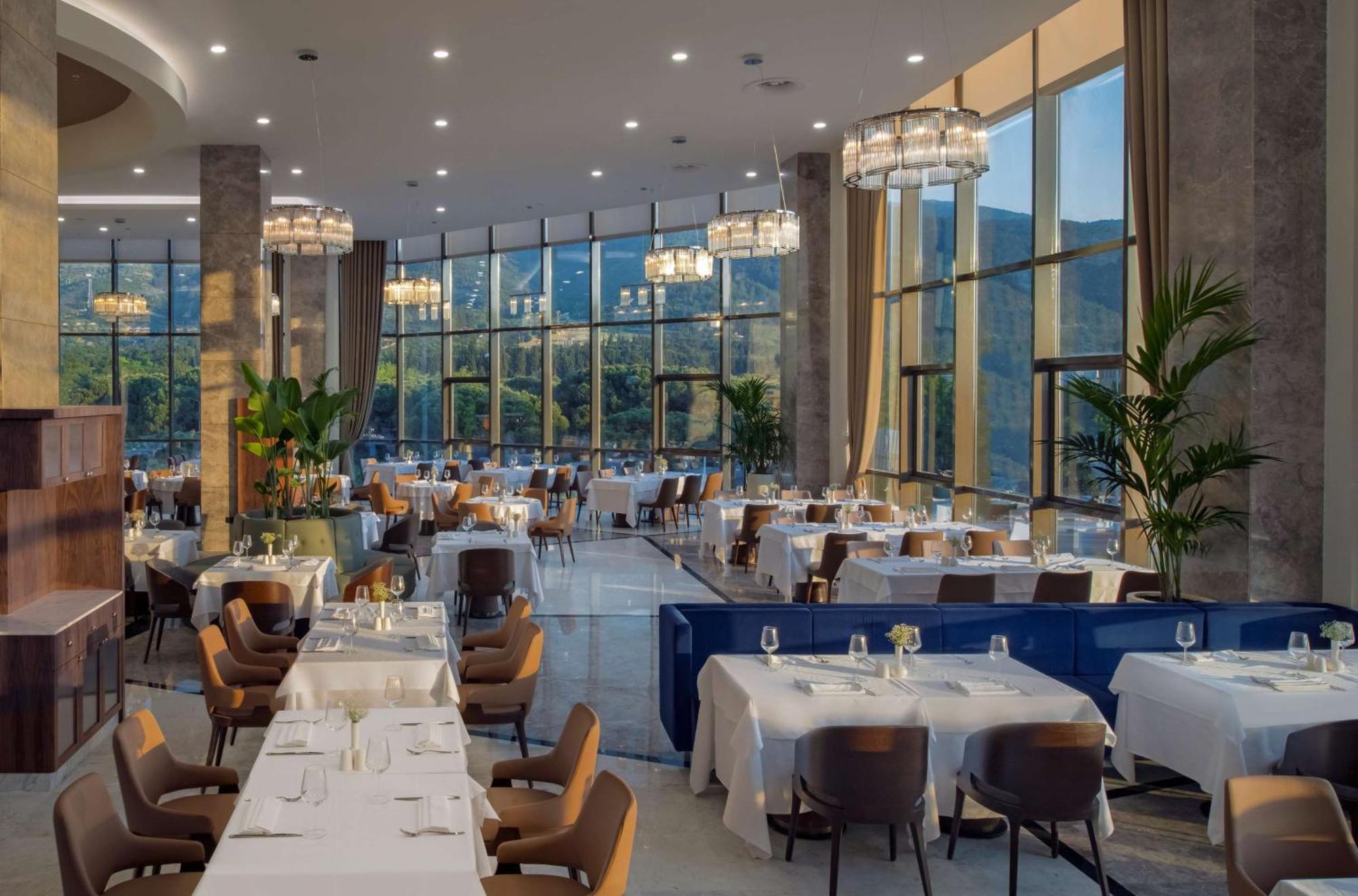 Doubletree By Hilton Manisa 호텔 외부 사진
