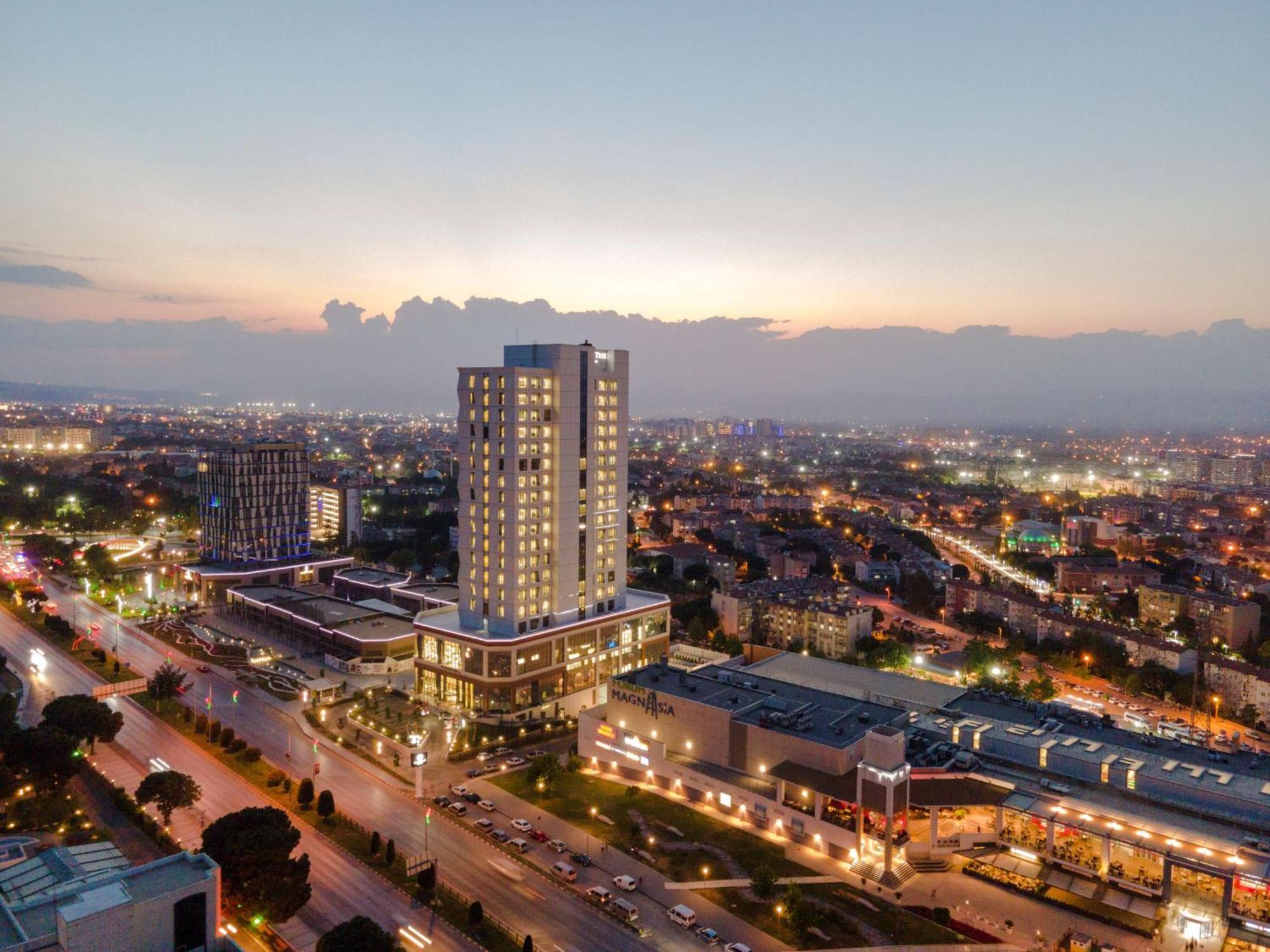 Doubletree By Hilton Manisa 호텔 외부 사진