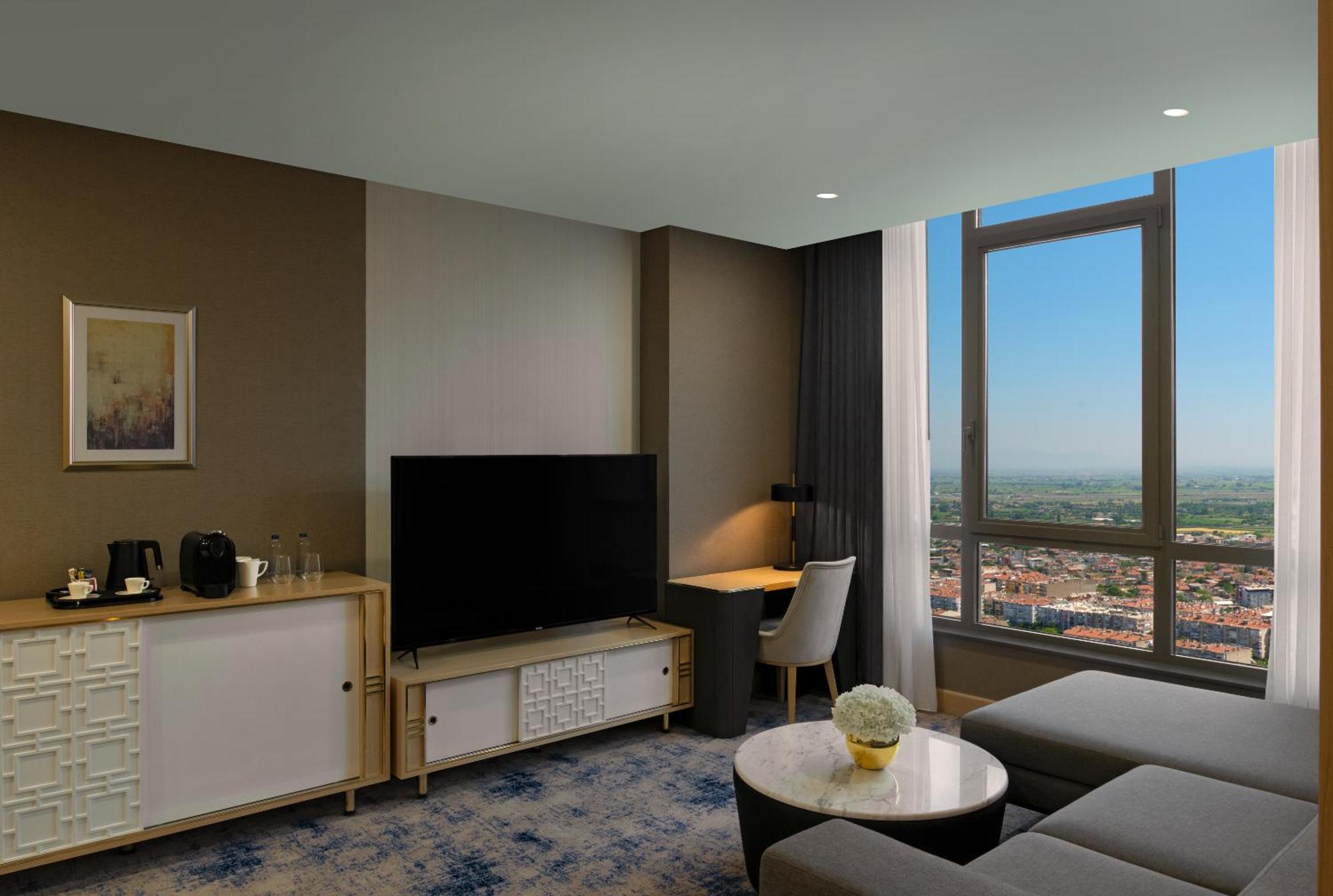 Doubletree By Hilton Manisa 호텔 외부 사진